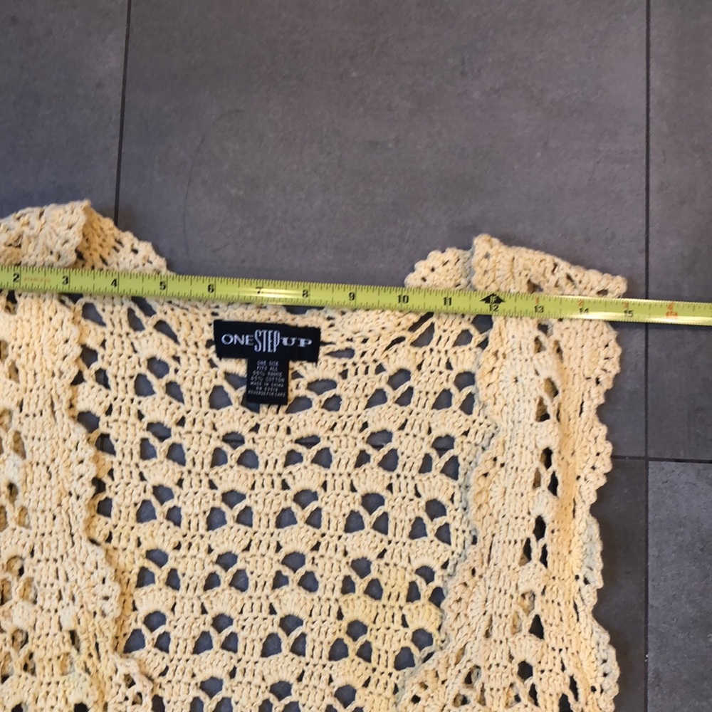 One Step Up Crocheted Vest - Picture 6 of 13